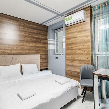 Balabana Red Apartment Львов Экстерьер фото