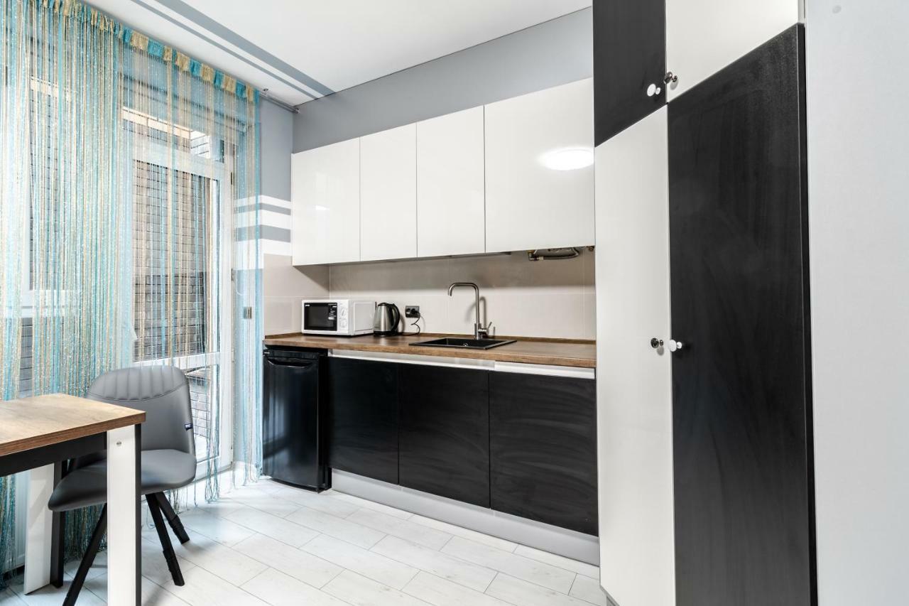 Balabana Red Apartment Львов Экстерьер фото