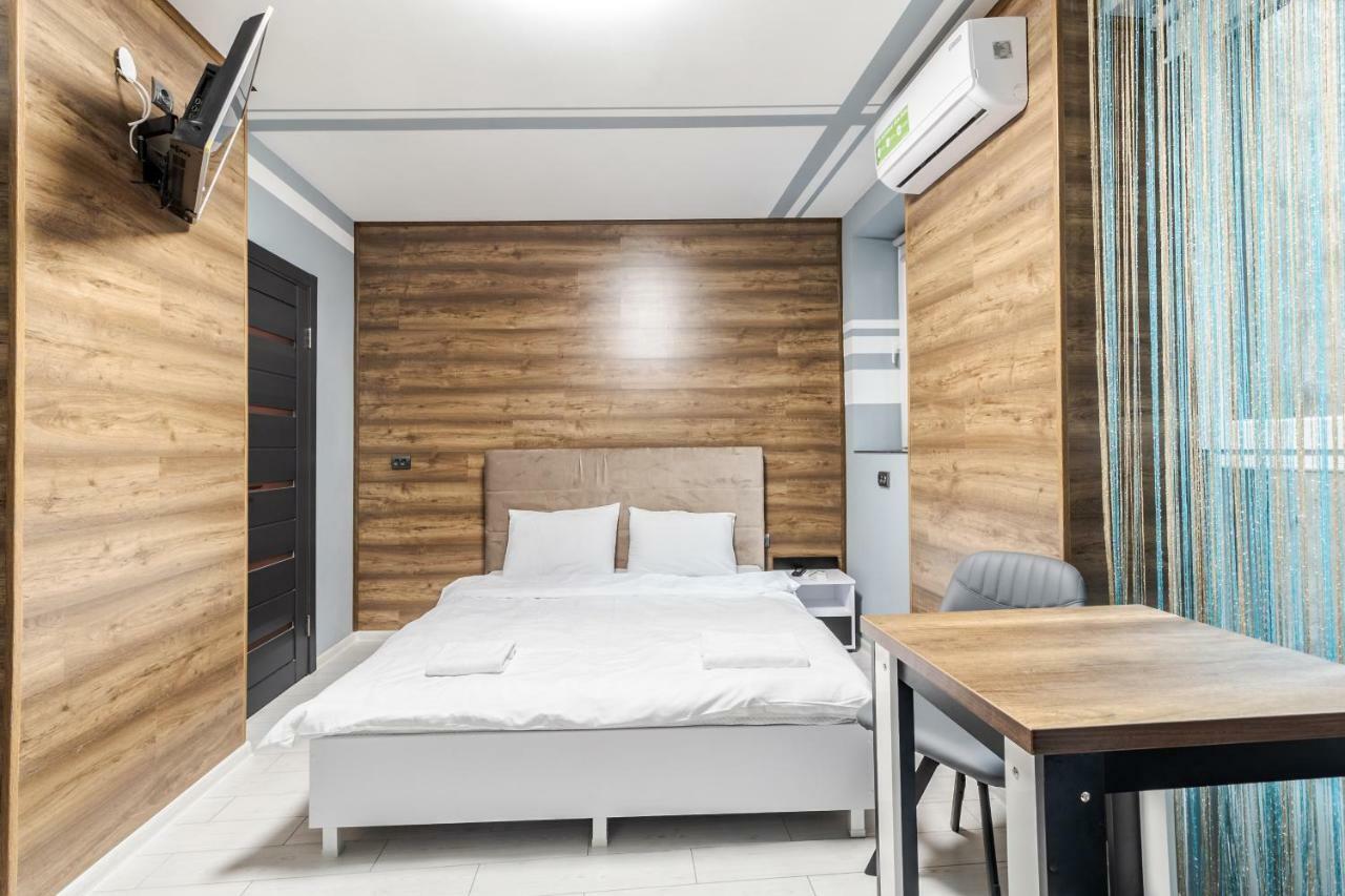 Balabana Red Apartment Львов Экстерьер фото
