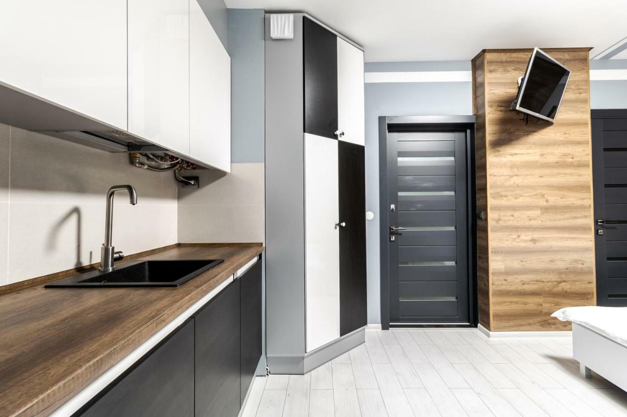 Balabana Red Apartment Львов Экстерьер фото