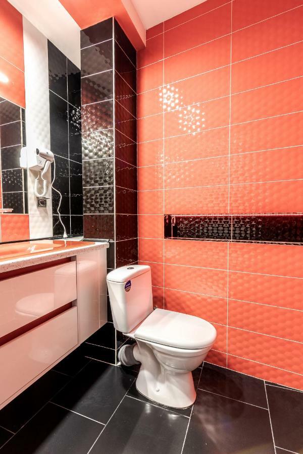 Balabana Red Apartment Львов Экстерьер фото