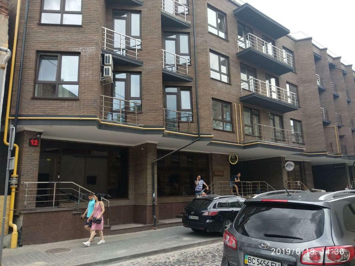 Balabana Red Apartment Львов Экстерьер фото